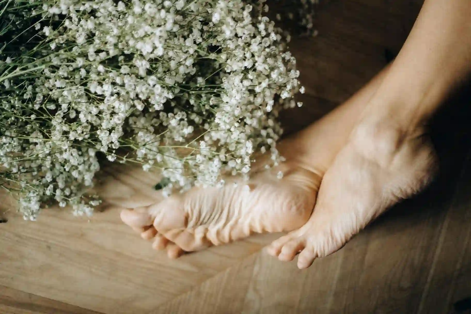 Melhores práticas para manter os pés hidratados