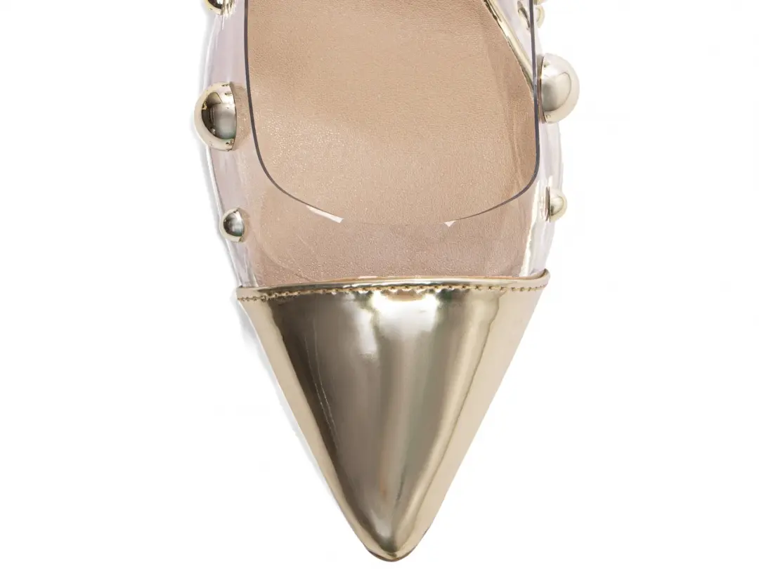 Scarpin Dourado Bico Fino 9 cm