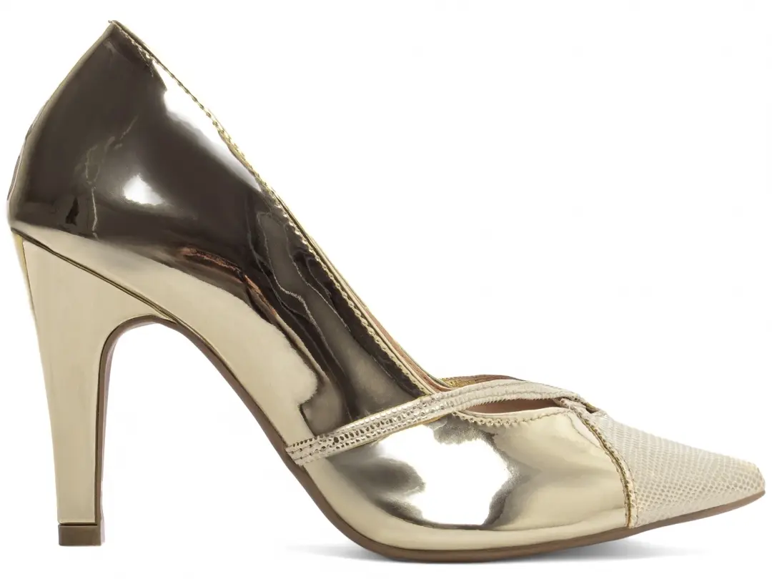 Sapato Scarpin Dourado Verniz 9 cm